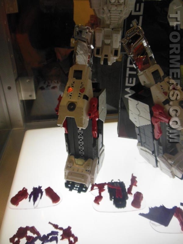 BotCon 2013   Transformers SDCC Images Gallery Metroplex, G1 5 Pack, Shockwaves' Lab  (49 of 101)